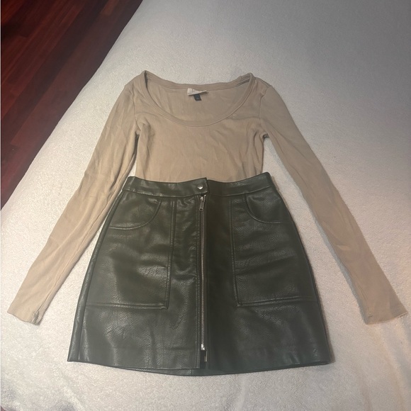 stradivarius Dresses & Skirts - ✨ Stradivarius dark olive green Vegan Skirt - 
EUC 💫